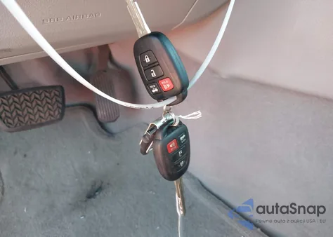 2012 Toyota Camry Xle z USA, uszkodzony, nr VIN 4T1BF1FK3CU061518